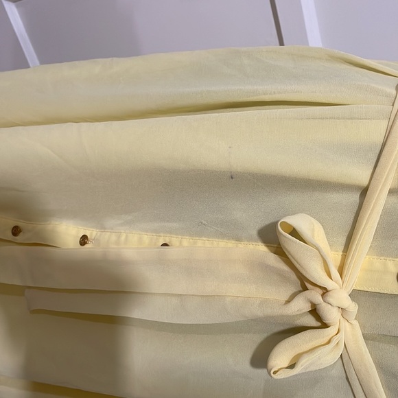 ⚜️ 2/$10 - ForLove 21 - Yellow High-Low Button Up Dress - Size L - Picture 5 of 6